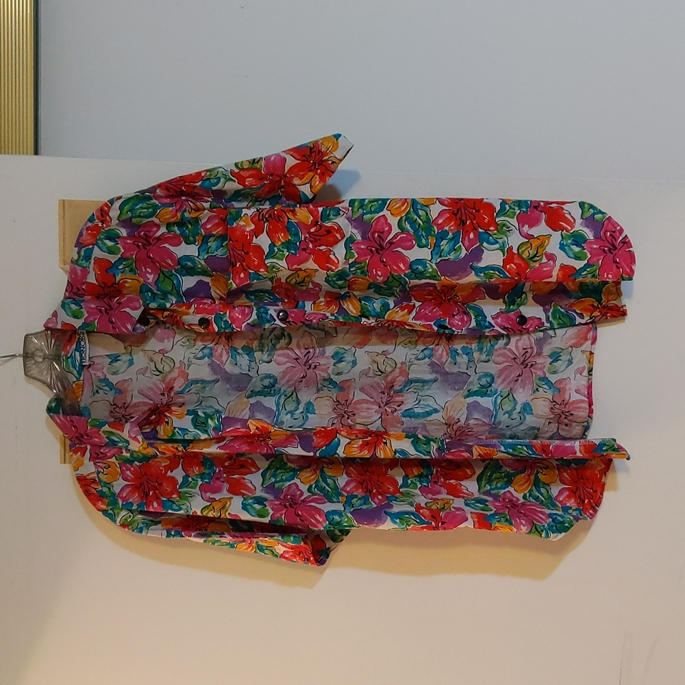 Honors button down floral shirt